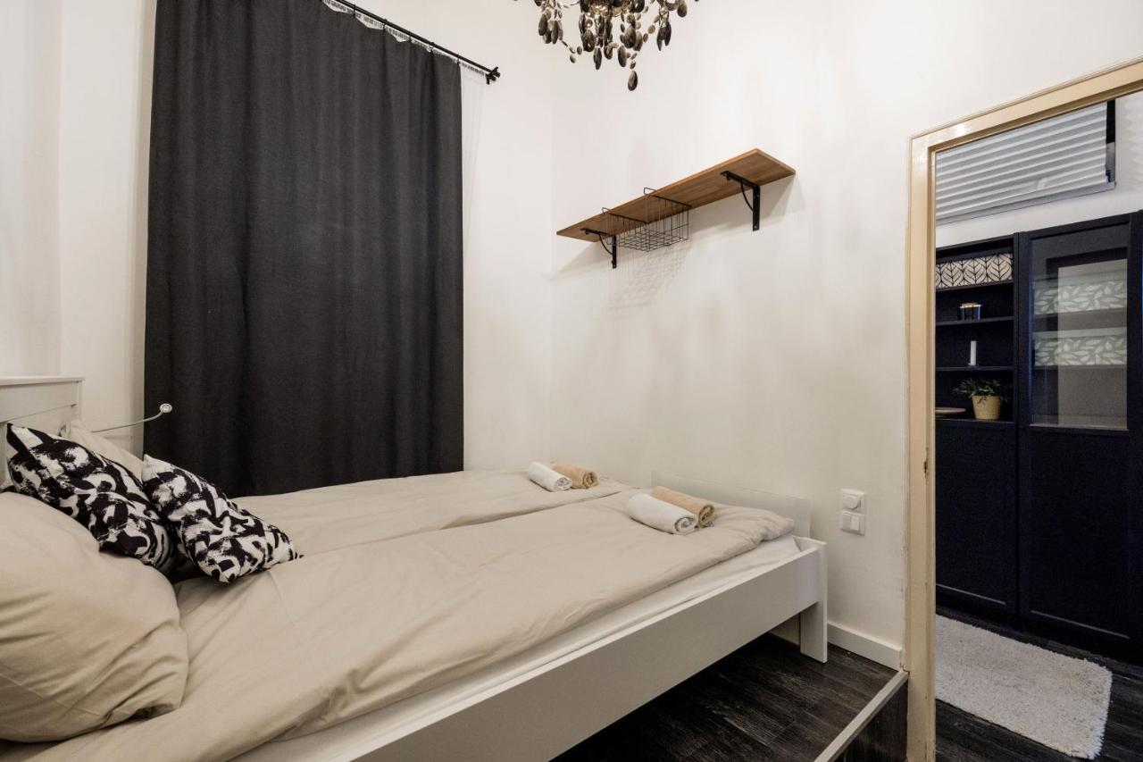 Spacious Apartment Almassy Budapesta Exterior foto